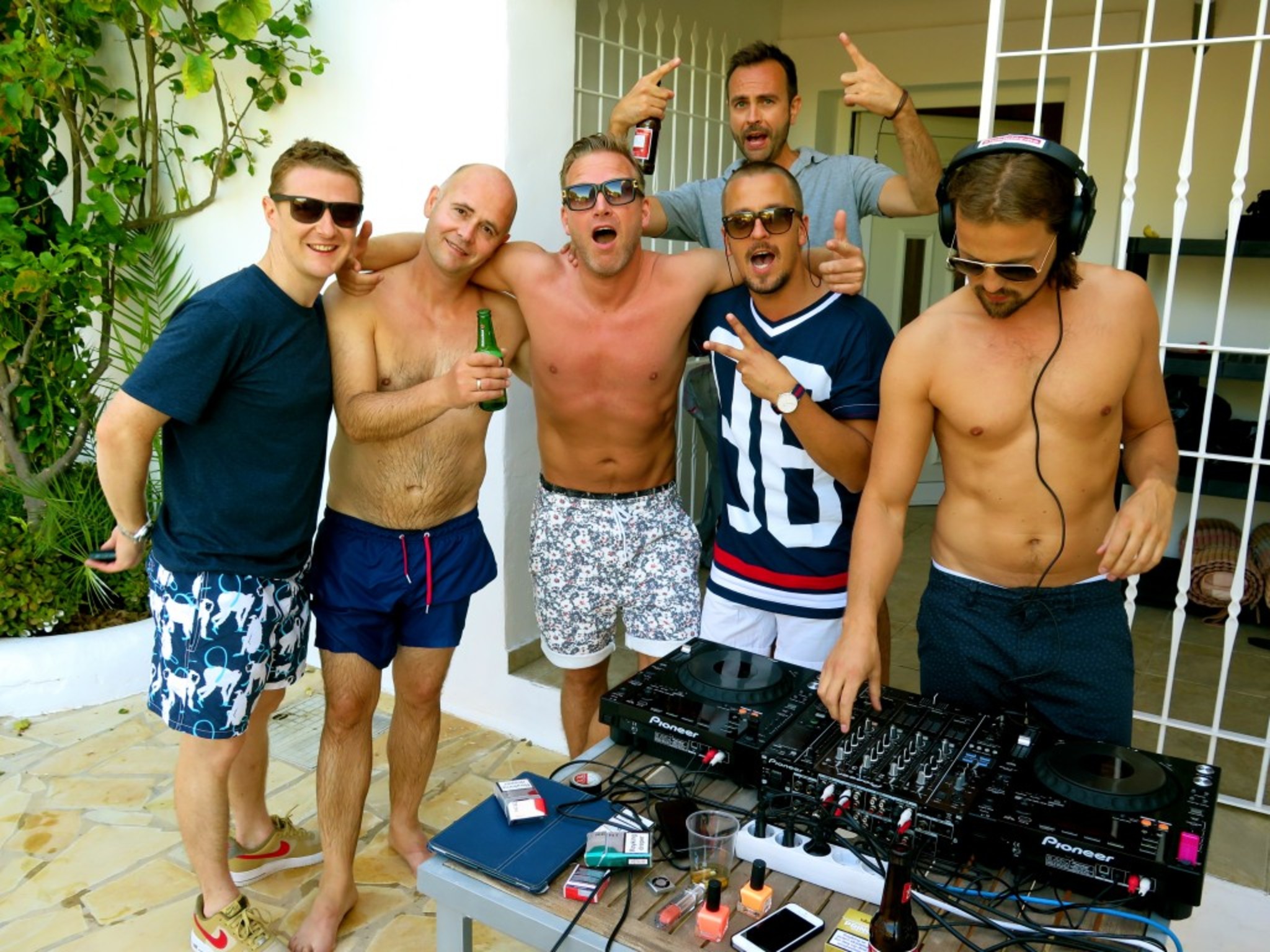 Dem Boyzzz.. mostly DJ`s! Nathan, Jon, Stallion, Messy, Henke & Fredrik! 